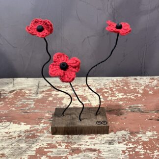 Coquelicots articulés sur pavé en chêne